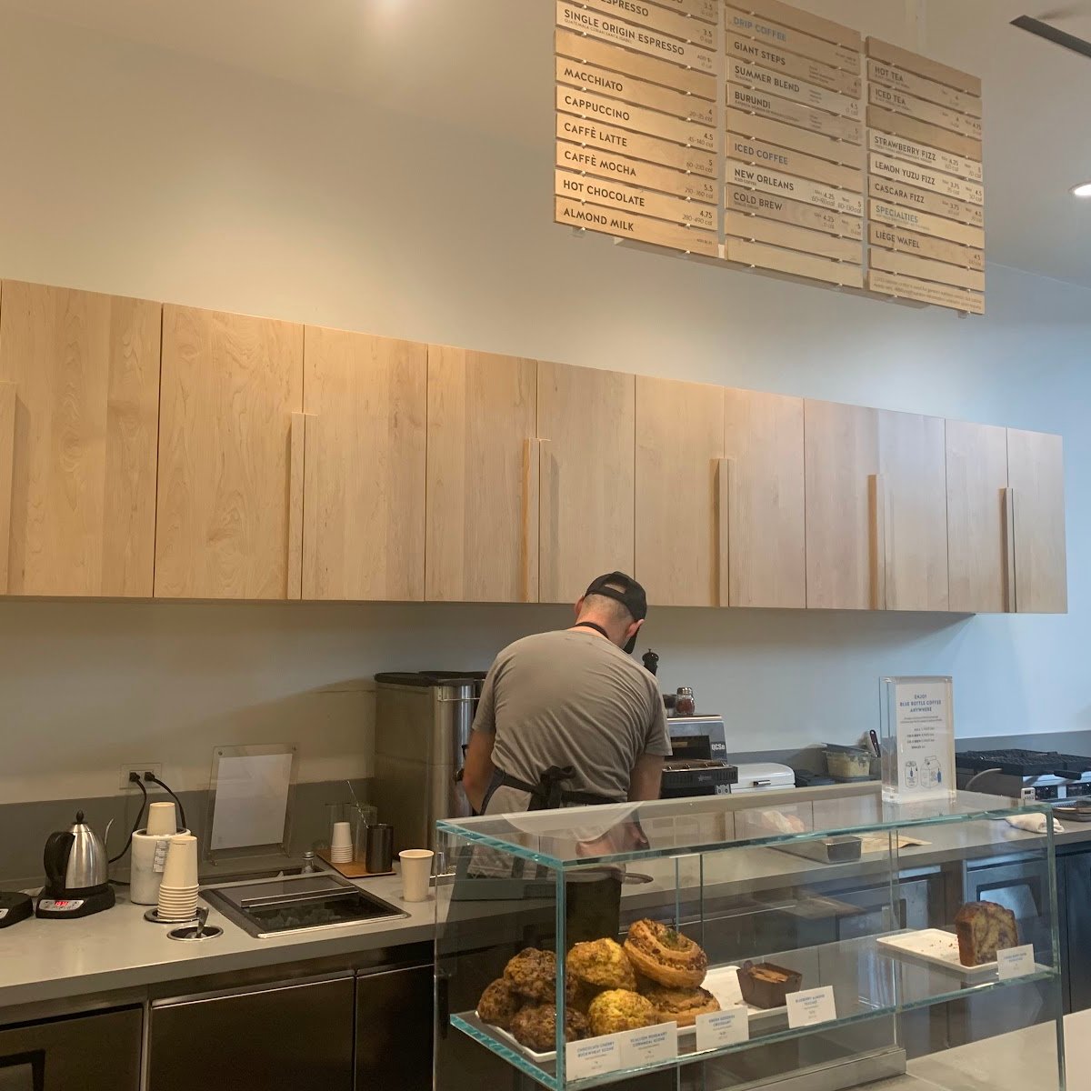 Blue Bottle Coffee specialty coffee shop in Los Angeles - photo 5