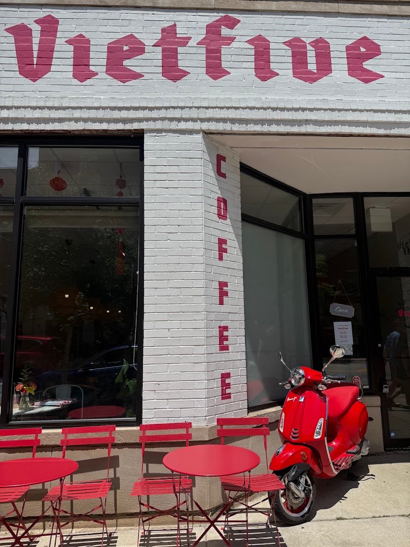 Vietfive Coffee - Chicago specialty coffee shop in Chicago - photo 4