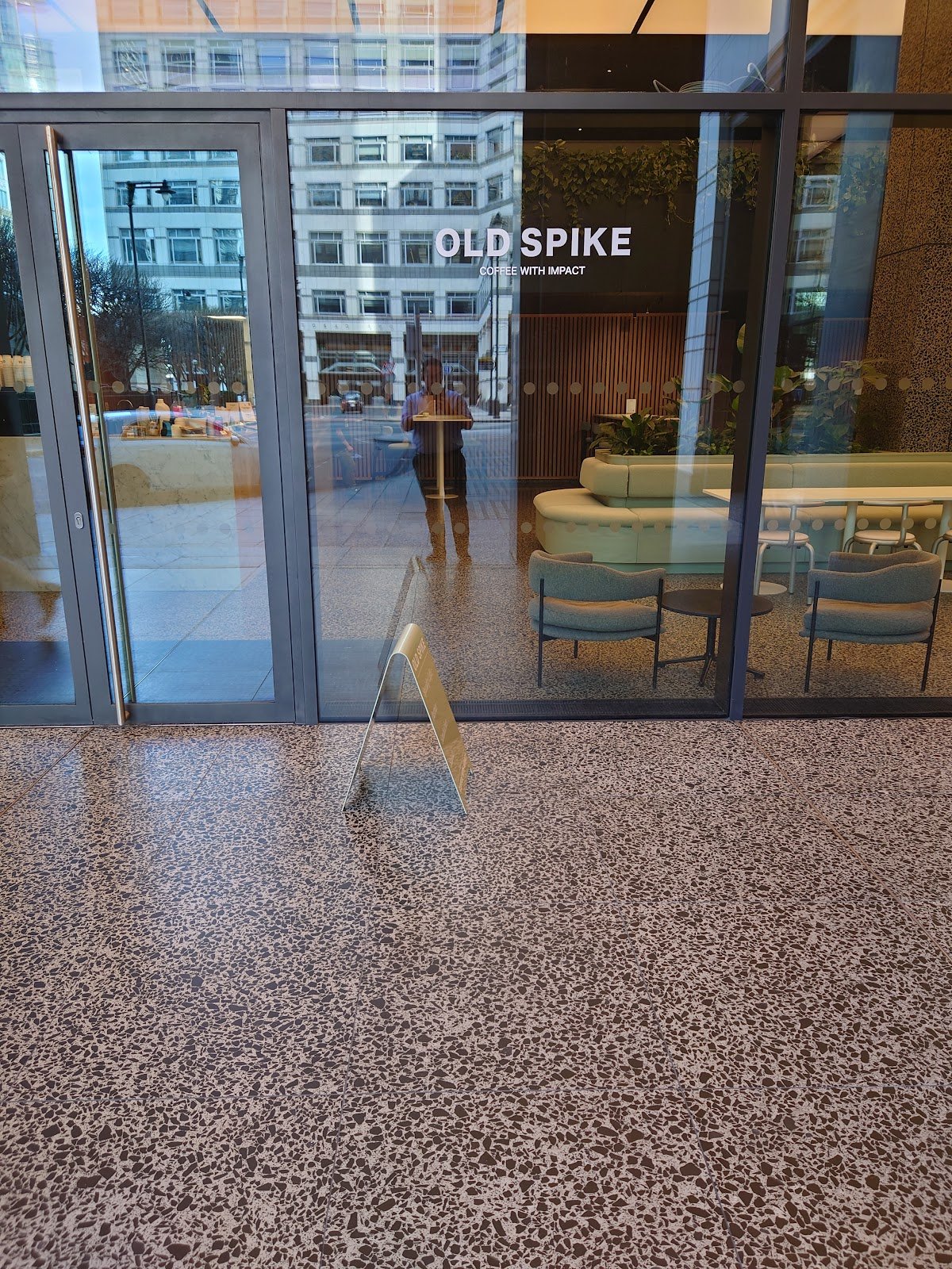 Old Spike Cabot Square specialty coffee shop in London - photo 4