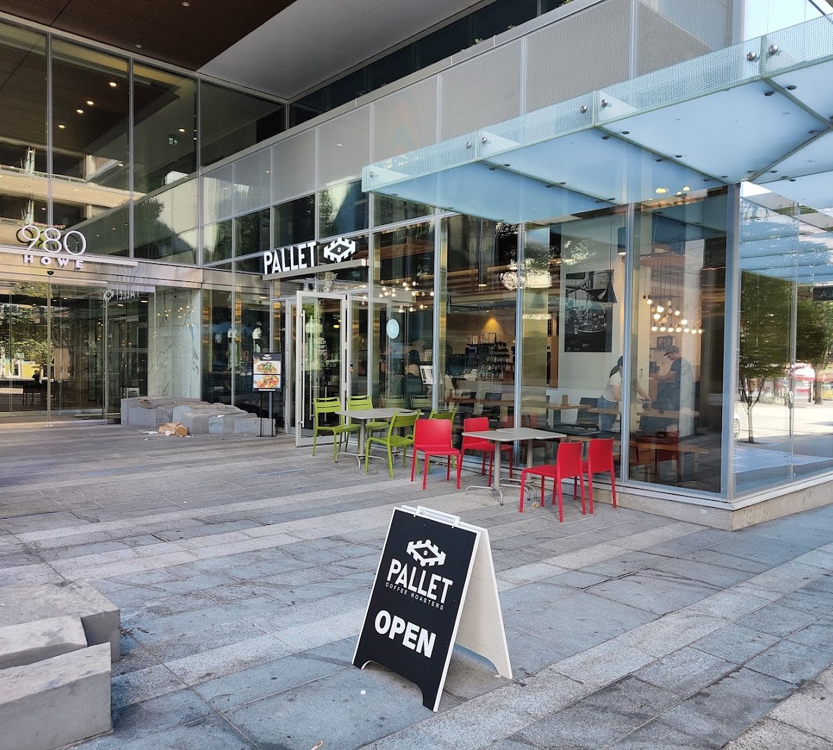 Pallet Coffee Roasters - Howe Street specialty coffee shop in Vancouver - photo 9