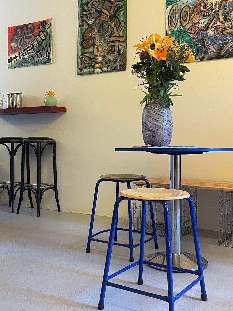 Crew de la Crema specialty coffee shop in Amsterdam - photo 9