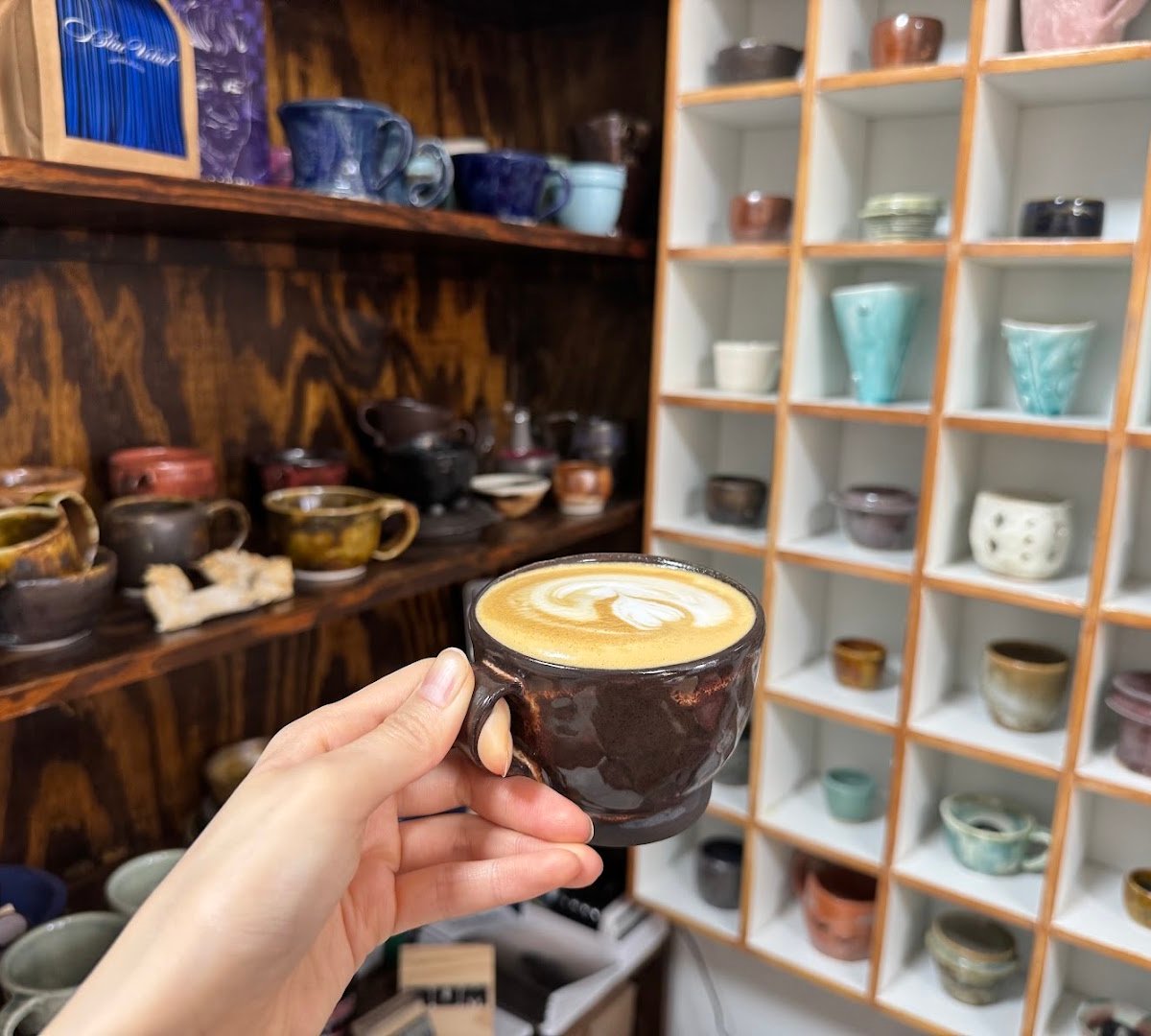 Coffee at Mug Coffee & Clay, specialty coffee shop in Philadelphia