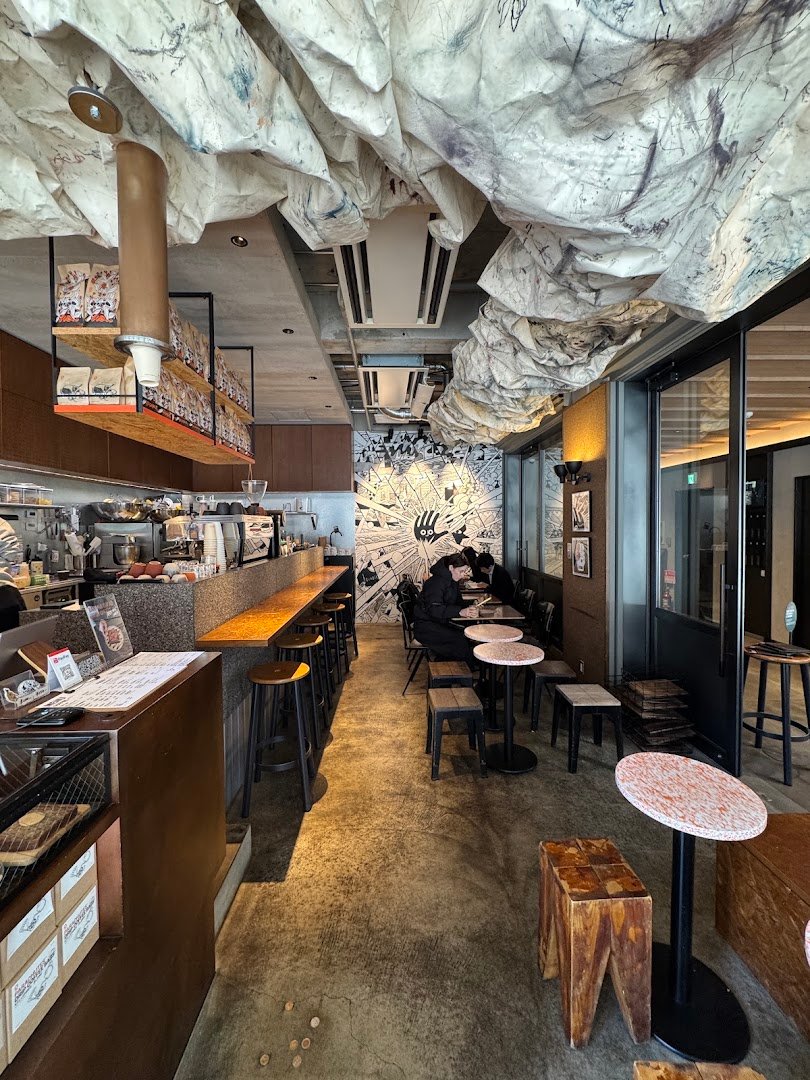 Interior of Single O Hamacho, specialty coffee shop in Tokyo