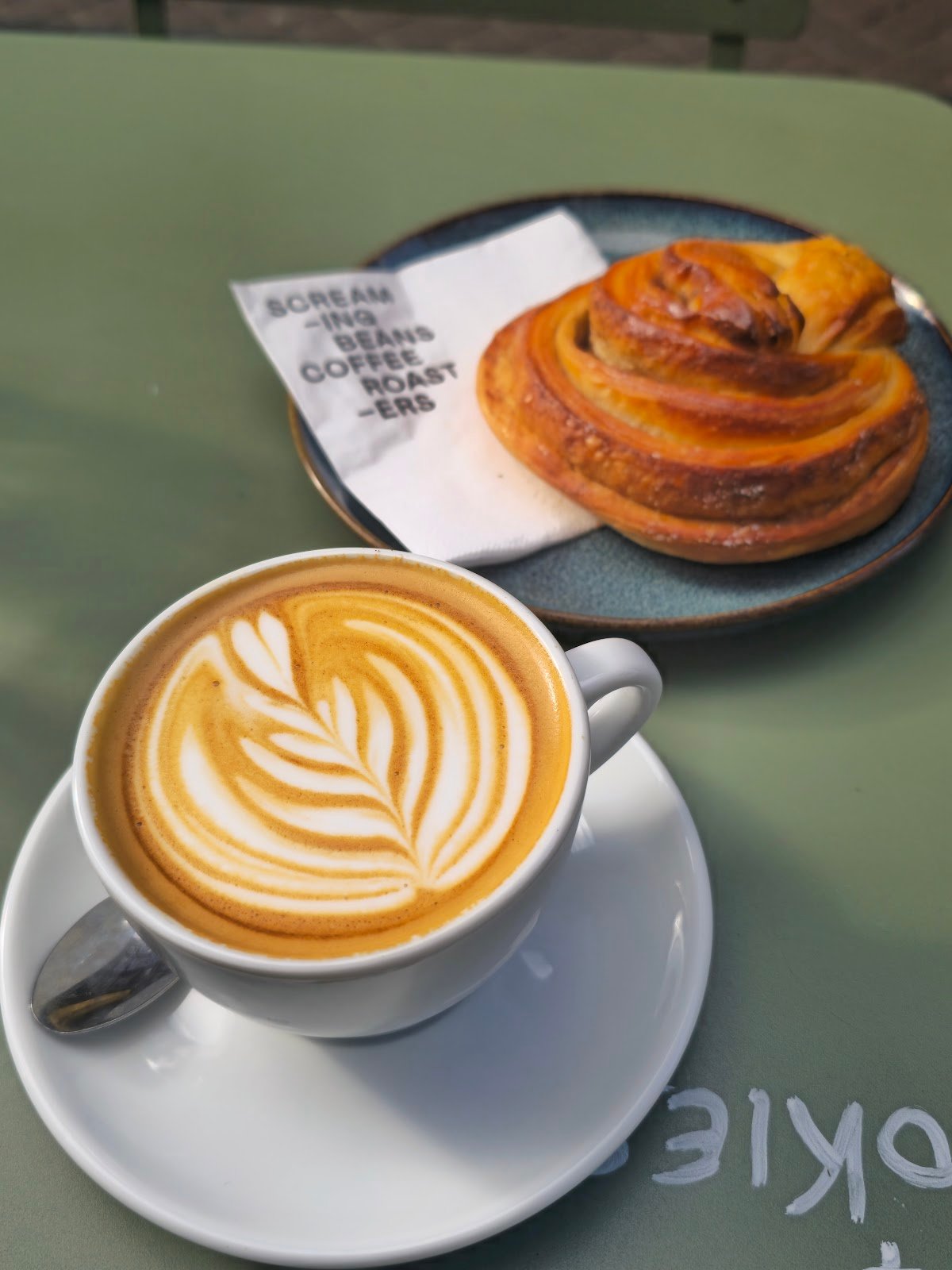 Screaming Beans specialty coffee shop in Amsterdam - photo 2