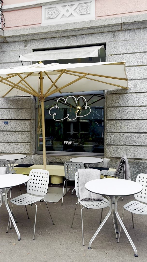 Storefront of DRAFT. Coffee Zurich, specialty coffee shop in Zurich