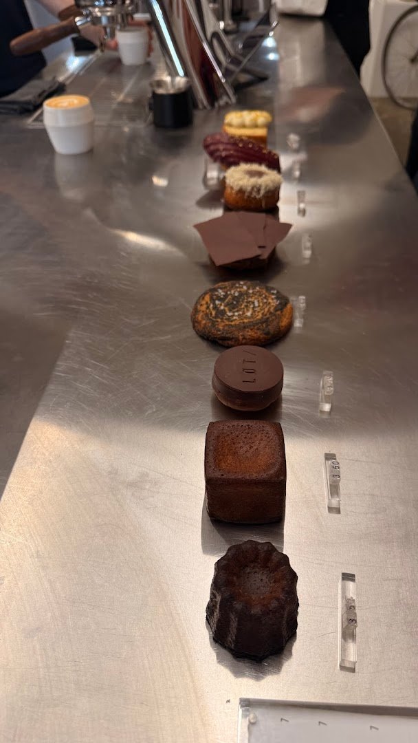 LOT ROASTERS specialty coffee shop in Barcelona - photo 12