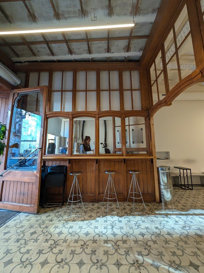 LOT ROASTERS specialty coffee shop in Barcelona - photo 18