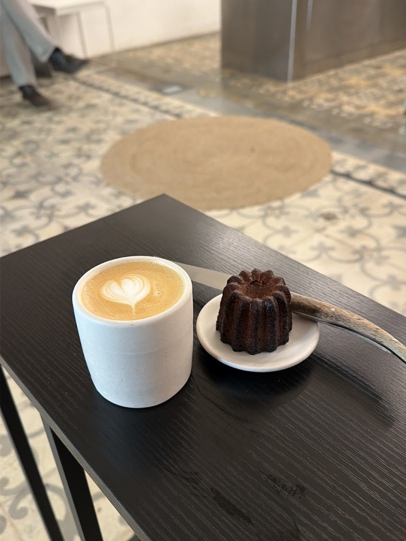 LOT ROASTERS specialty coffee shop in Barcelona - photo 8