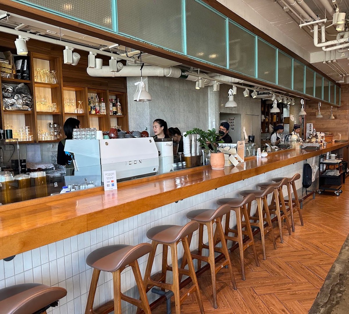 ROAST coffee & eatery specialty coffee shop in Bangkok - photo 2