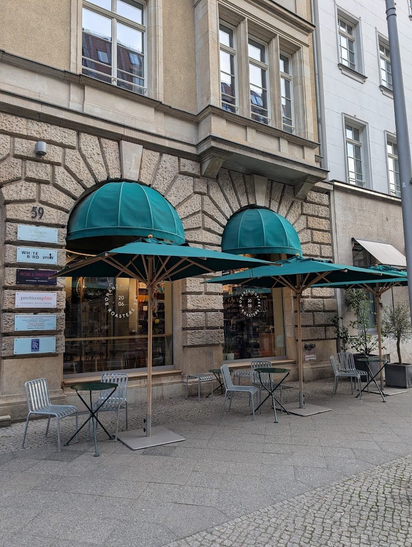 Bonanza Coffee specialty coffee shop in Berlin - photo 11