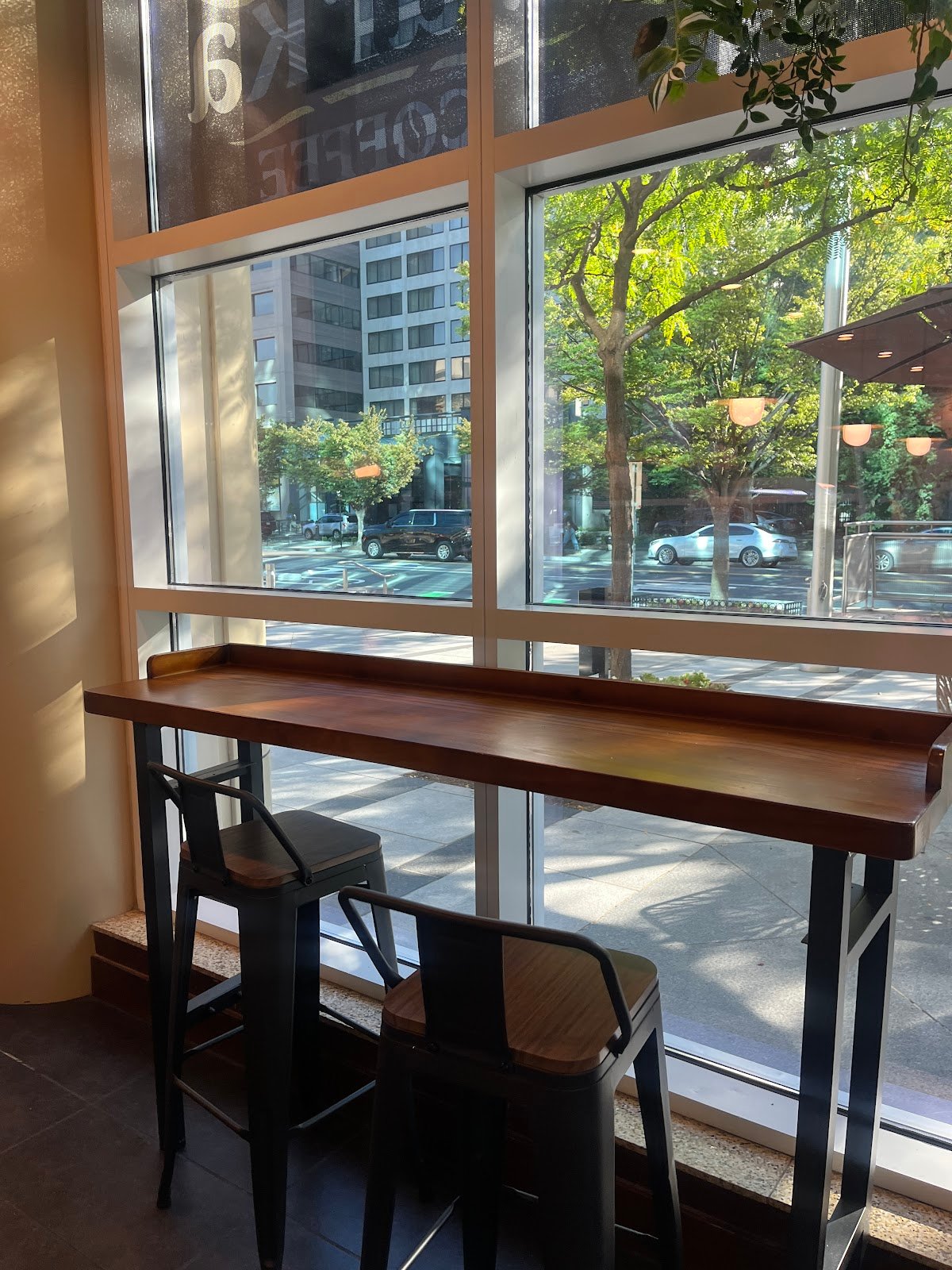 WARKA COFFEE specialty coffee shop in Washington, D.C. - photo 6