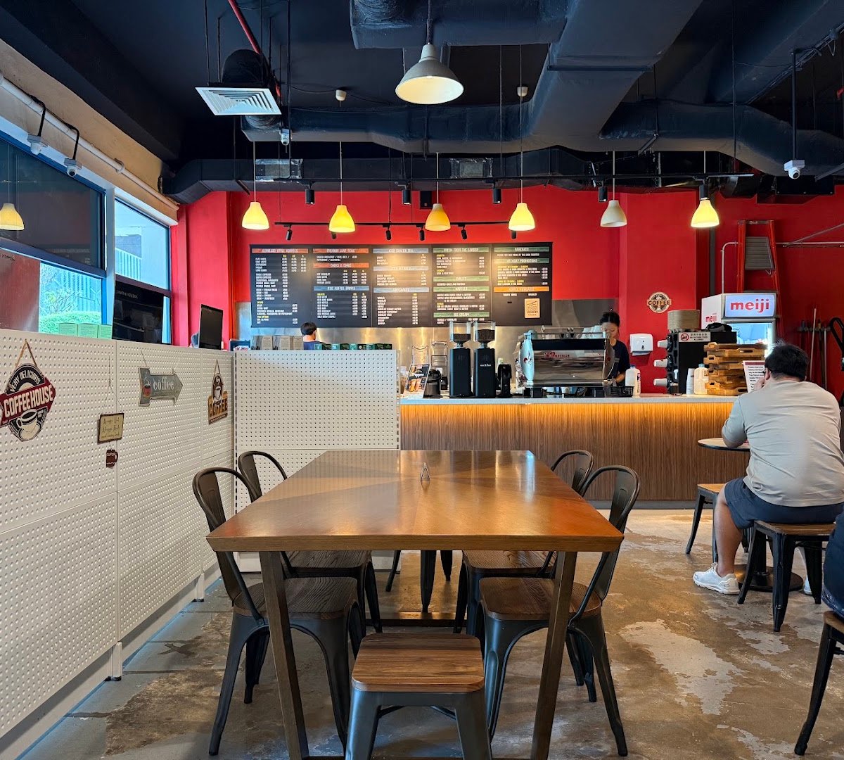 Interior of Yahava KoffeeWorks (Singapore), specialty coffee shop in Singapore