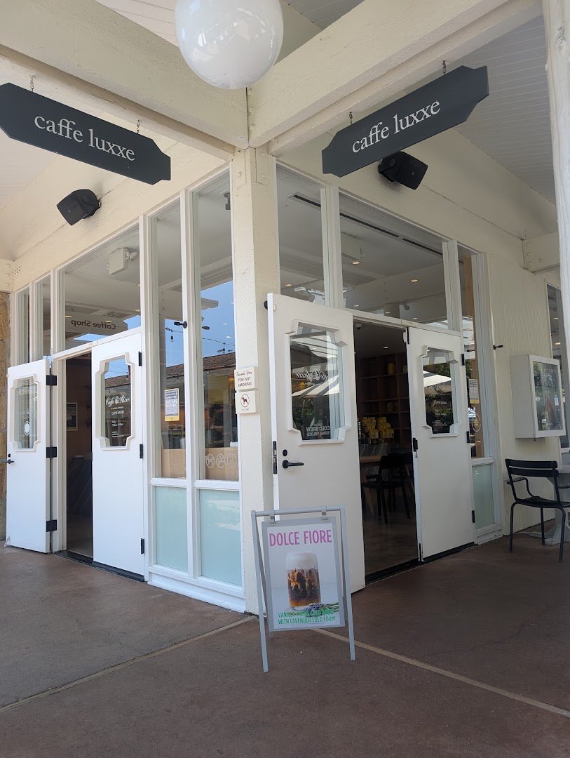 Storefront of Caffe Luxxe, specialty coffee shop in Santa Barbara