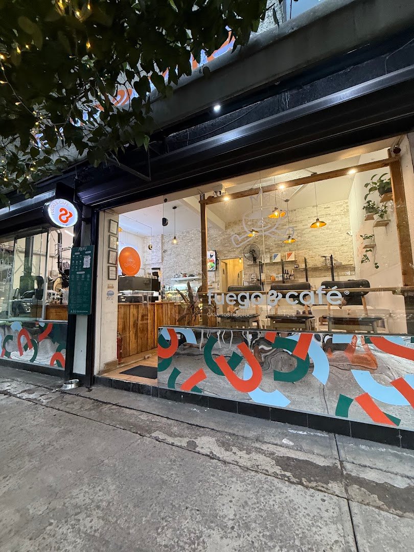 Storefront of Fuego & Café, specialty coffee shop in Mexico City