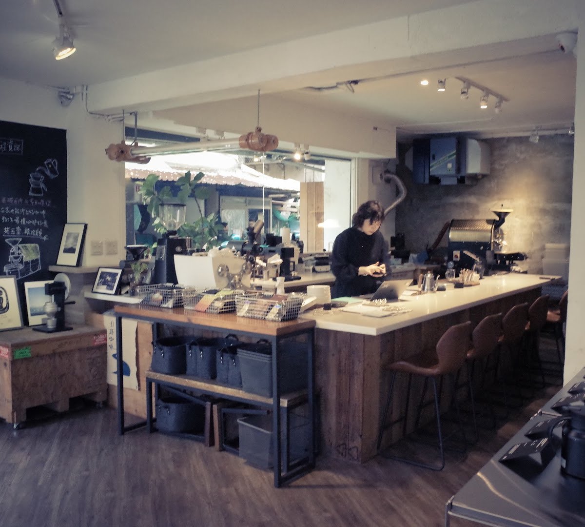 Enroute Coffee specialty coffee shop in Taipei - photo 6