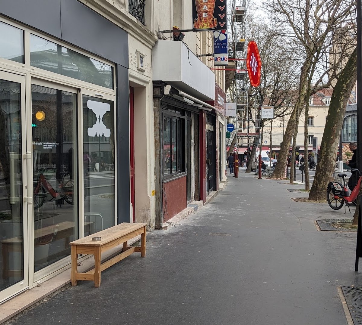 Trouble Makers Café specialty coffee shop in Paris - photo 7