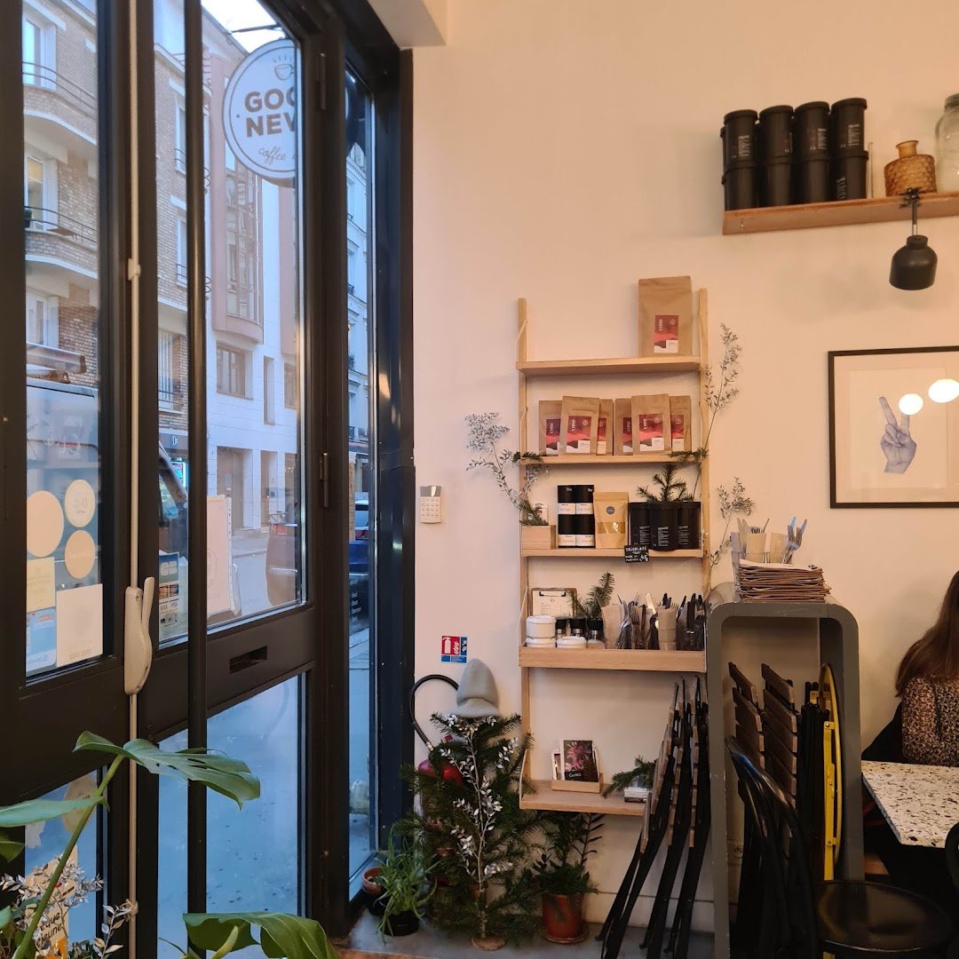 Good News Coffee Shop specialty coffee shop in Paris - photo 7
