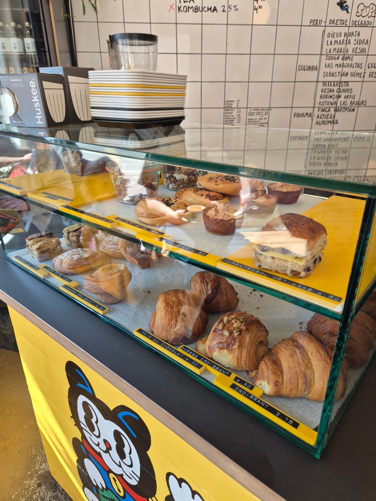 Friedhats FUKU Cafe specialty coffee shop in Amsterdam - photo 4