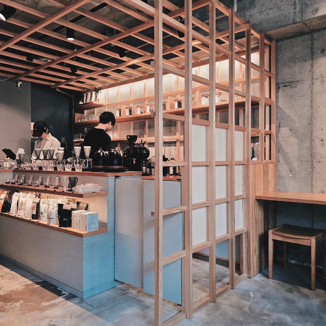 Interior of Tabi to Coffee, specialty coffee shop in Tokyo