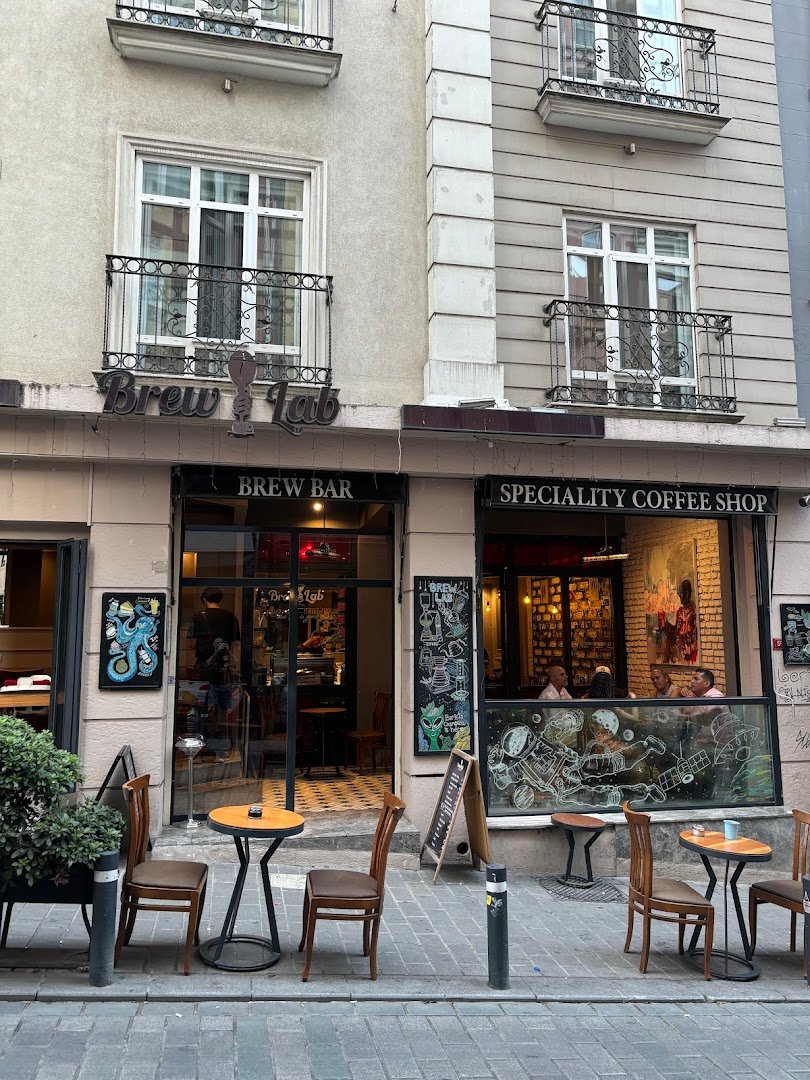 Coffee Brew Lab specialty coffee shop in Istanbul - photo 2