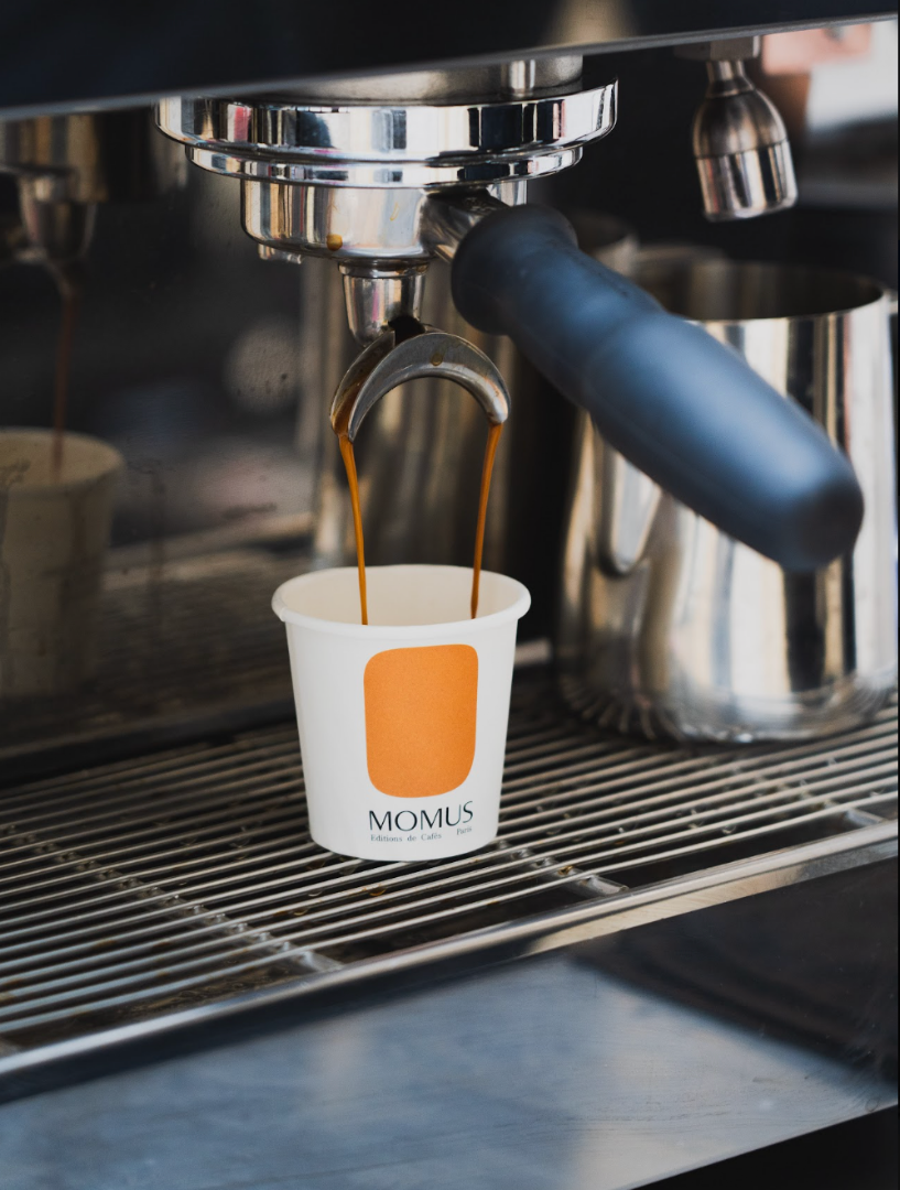Momus specialty coffee shop in Paris - photo 3