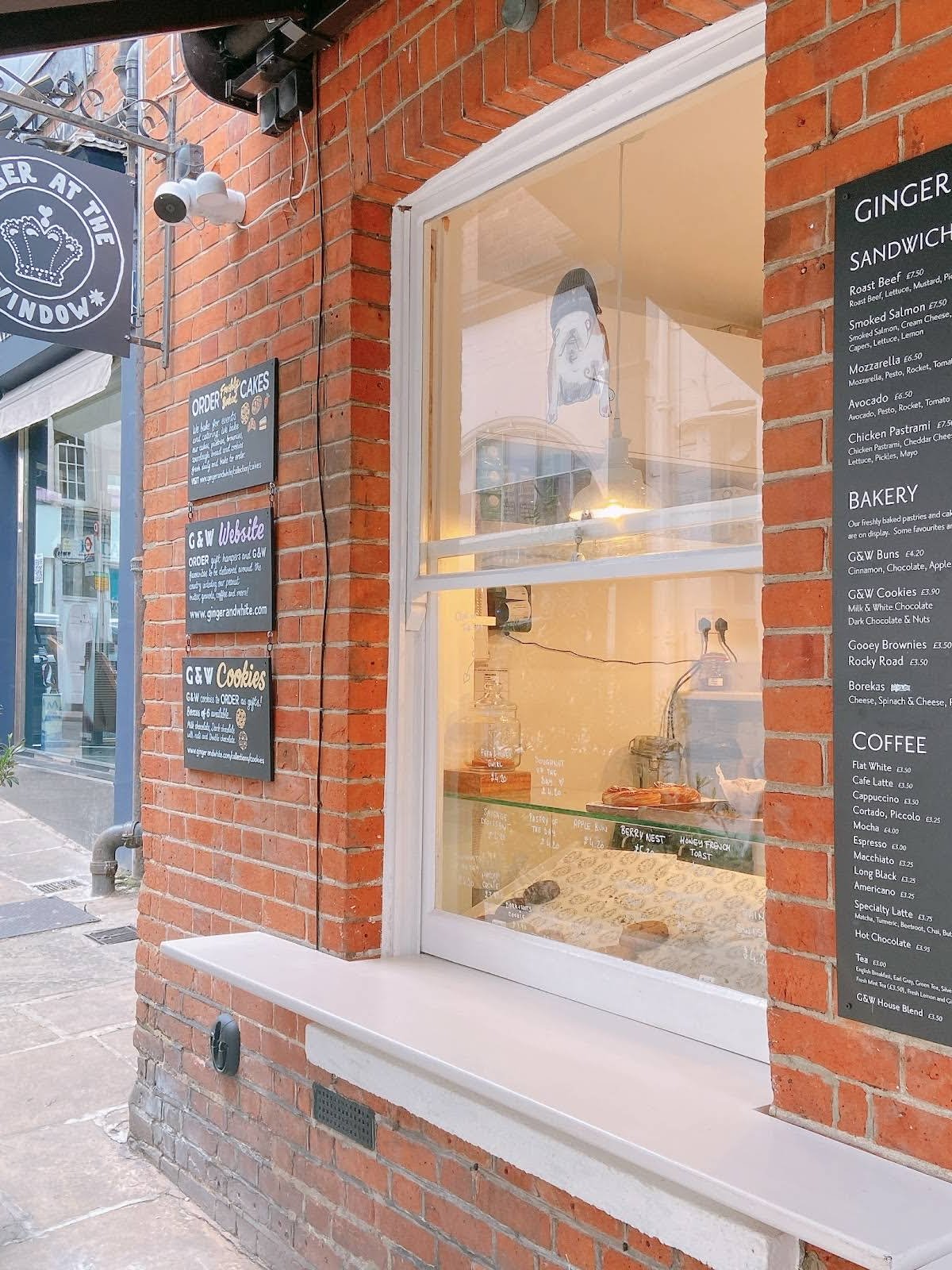 Ginger & White specialty coffee shop in London - photo 8