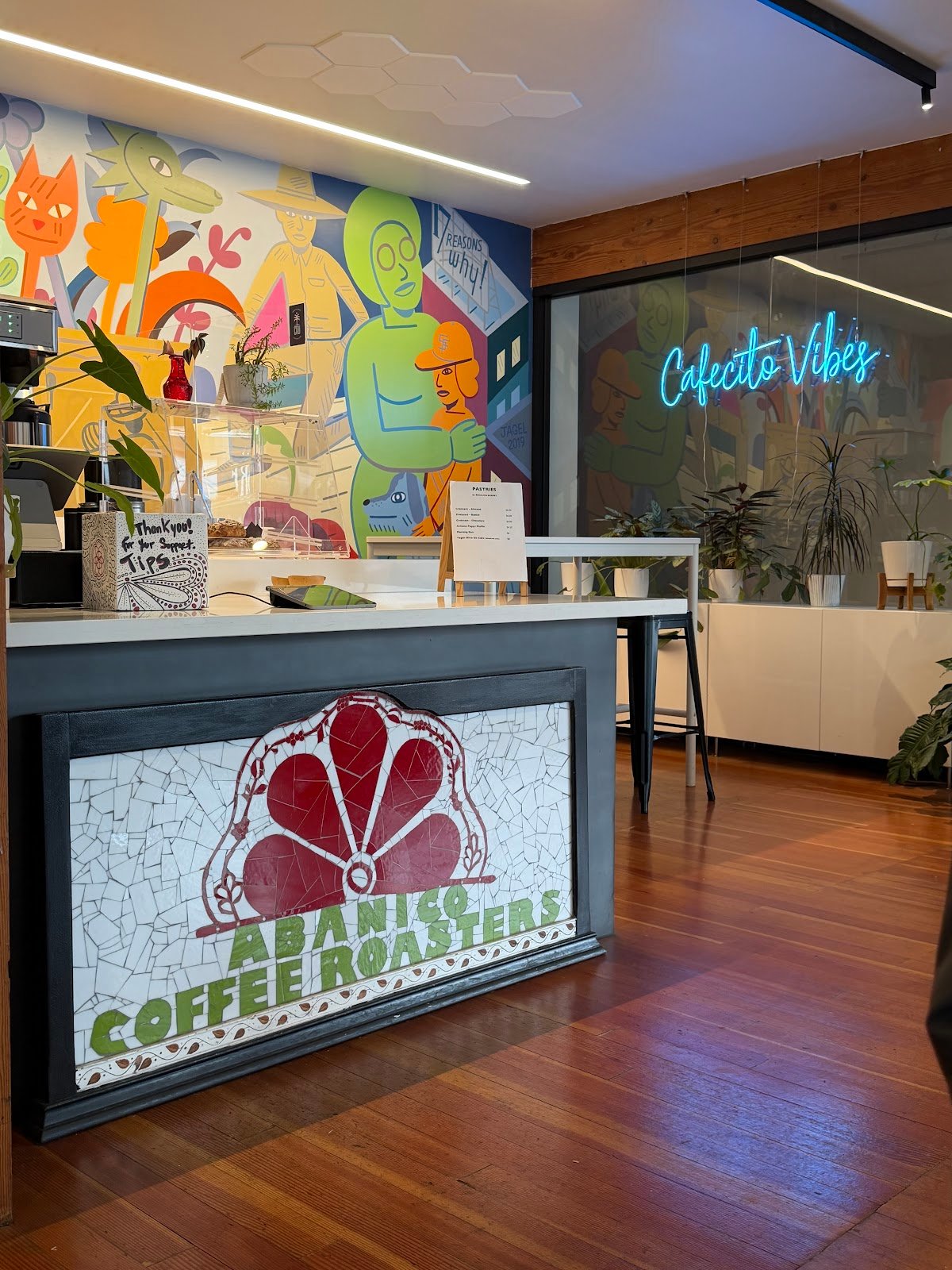 Abanico Coffee Roasters specialty coffee shop in San Francisco - photo 4