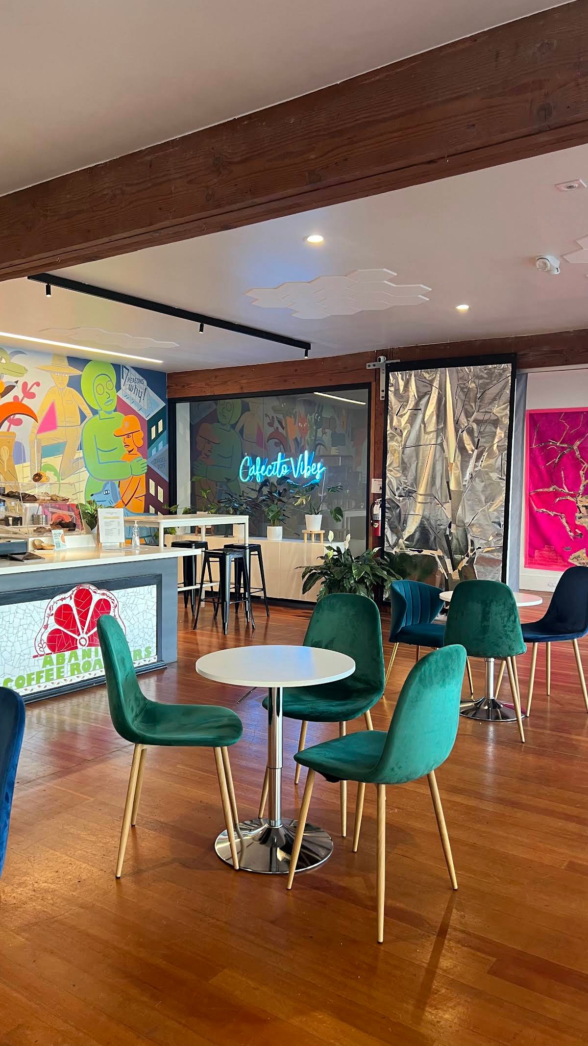 Abanico Coffee Roasters specialty coffee shop in San Francisco - photo 8