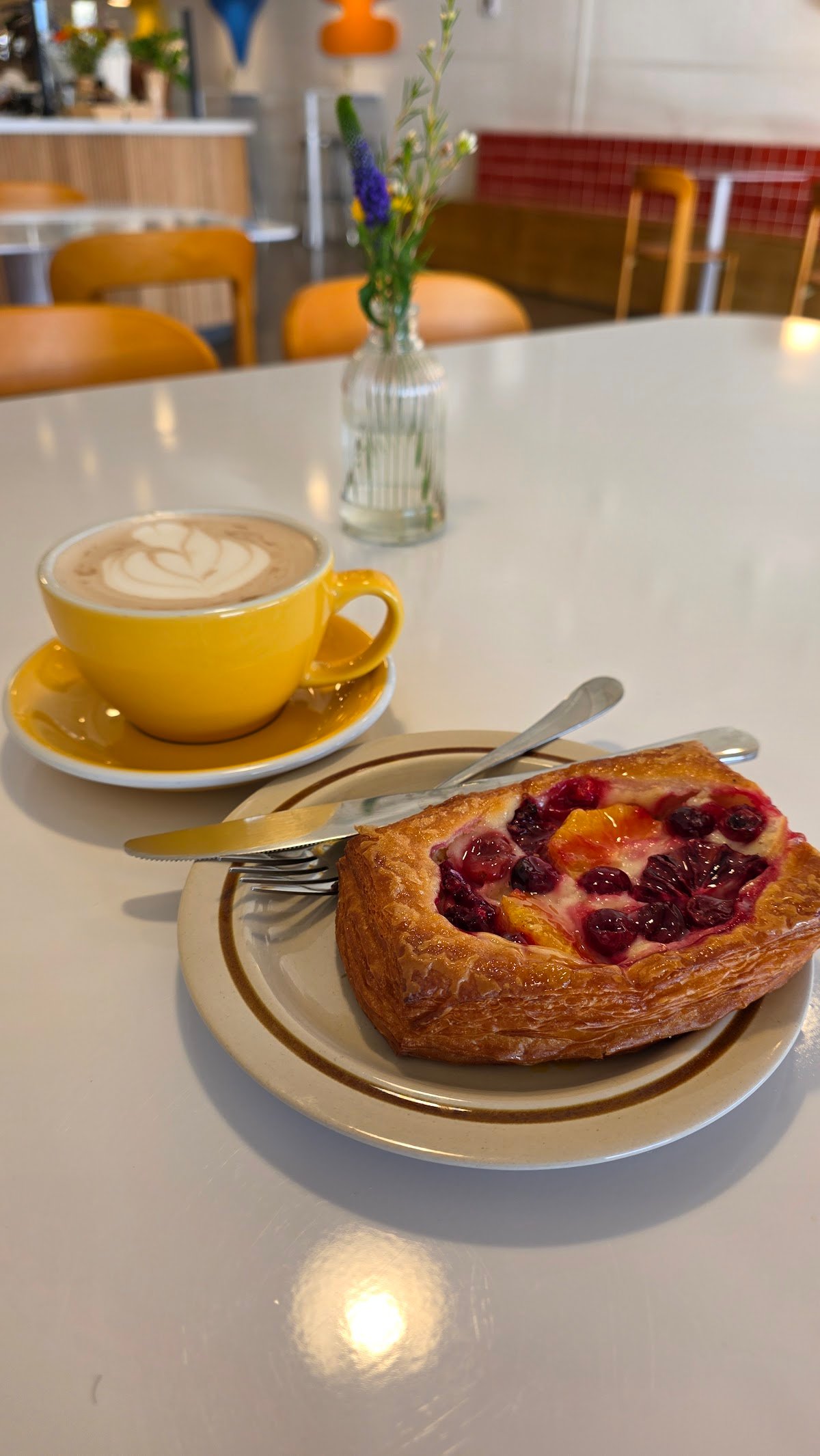 WeBe Coffee Roasters specialty coffee shop in Phoenix - photo 8