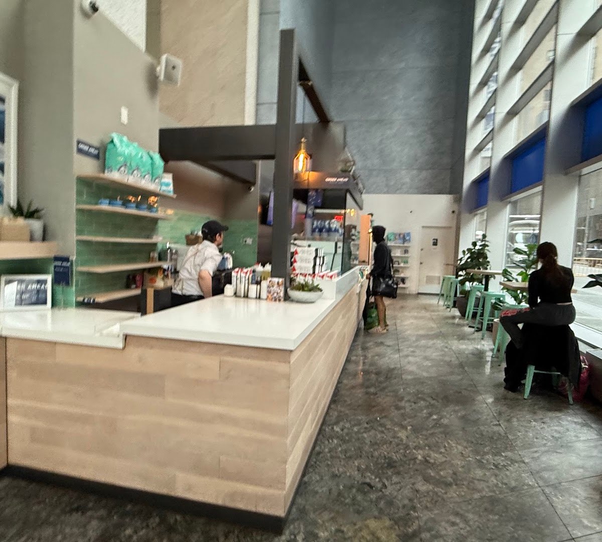 Bluestone Lane Times Square Coffee Shop specialty coffee shop in New York - photo 11