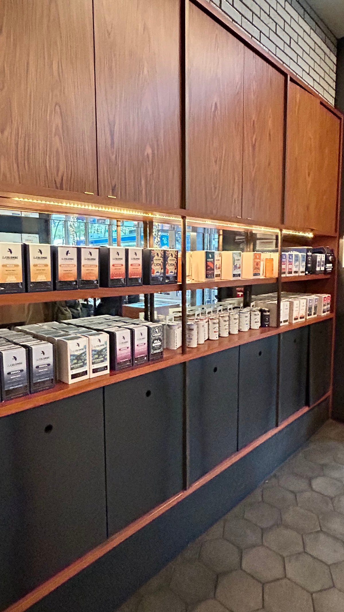 La Colombe Coffee Workshop specialty coffee shop in New York - photo 8