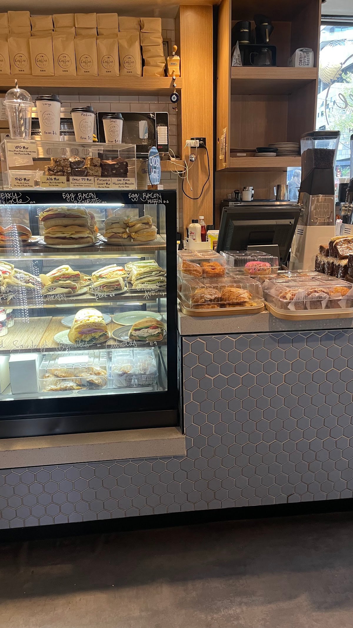 Coffee Rush specialty coffee shop in Melbourne - photo 3