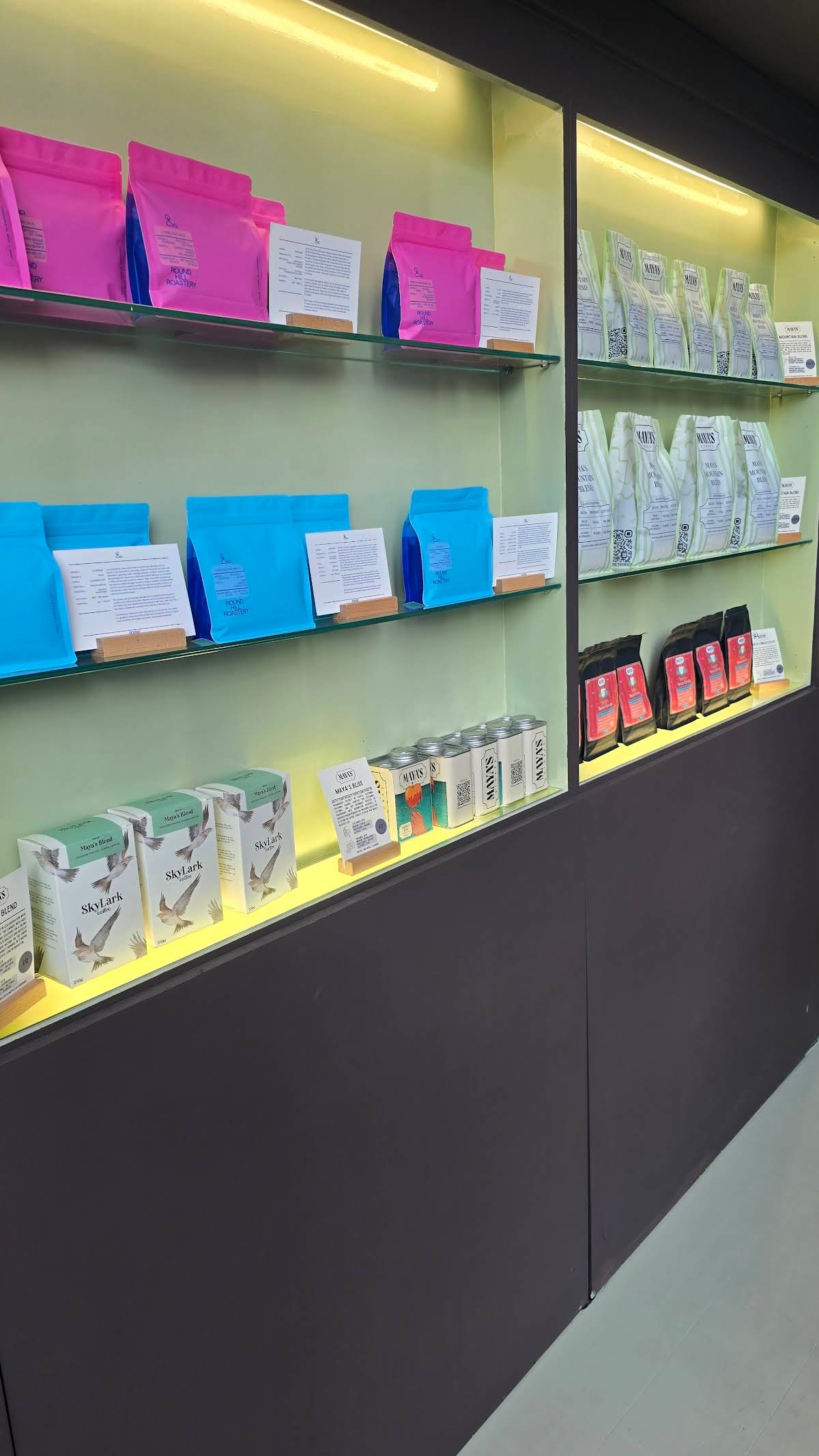 Maya's Stores London specialty coffee shop in London - photo 6