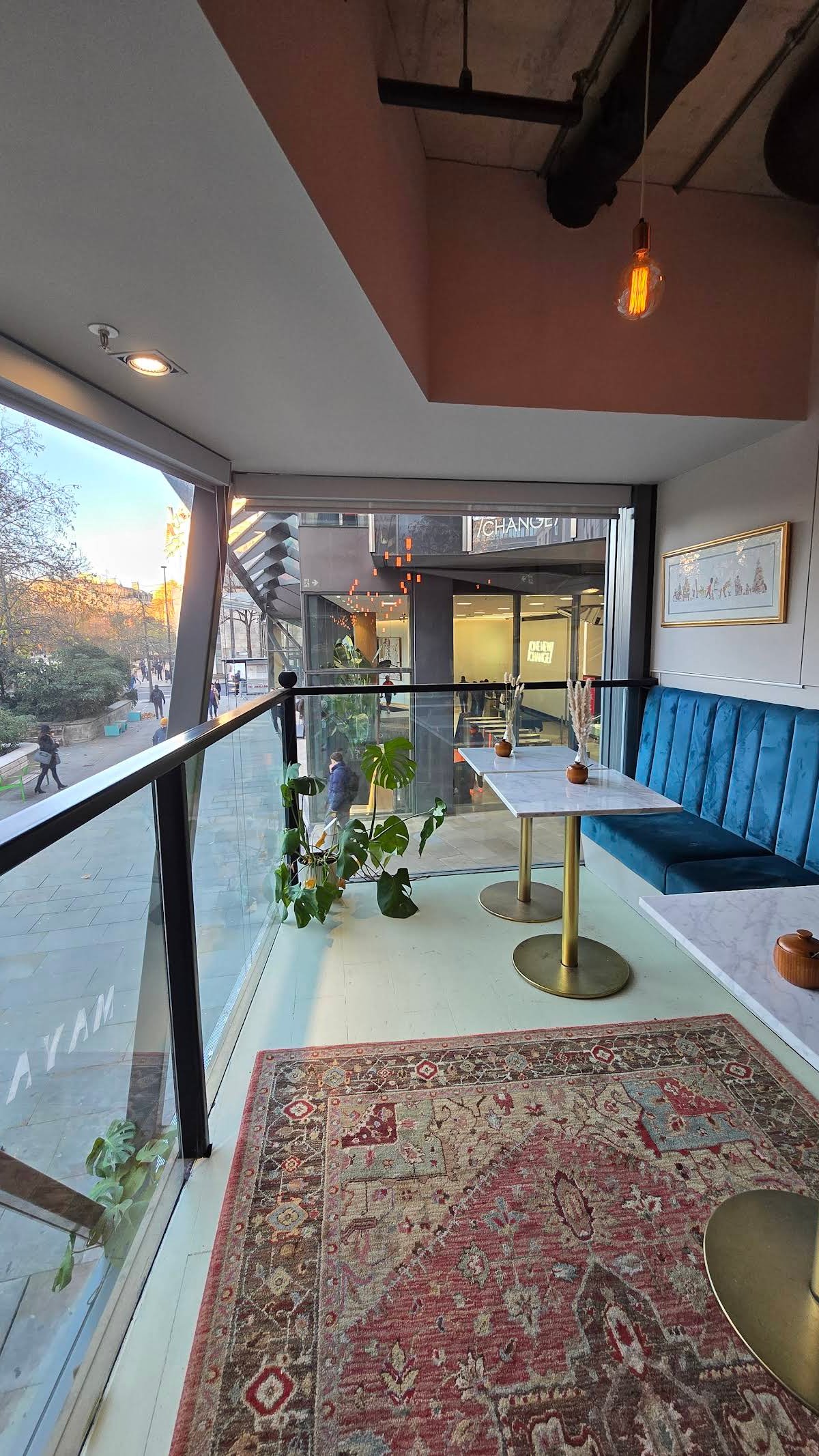 Maya's Stores London specialty coffee shop in London - photo 7