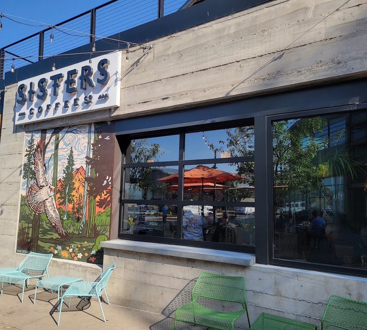 Sisters Coffee Company - Old Mill specialty coffee shop in Bend - photo 4