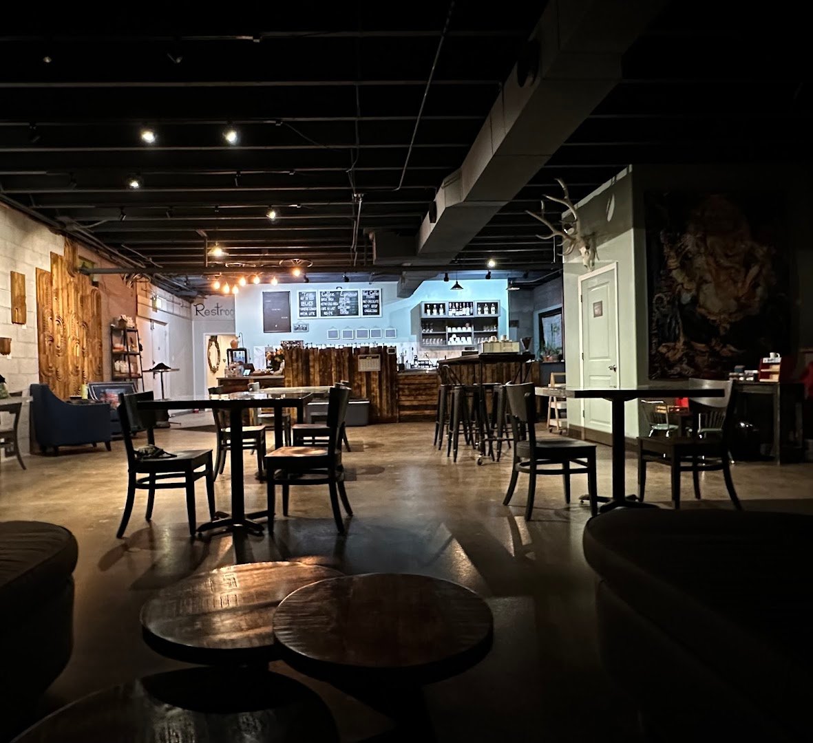 Mint & Serif specialty coffee shop in Denver - photo 2