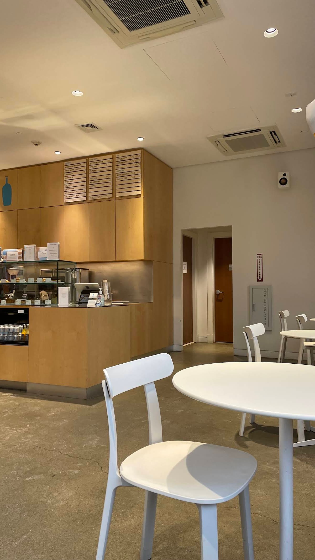 Blue Bottle Coffee specialty coffee shop in Boston - photo 8