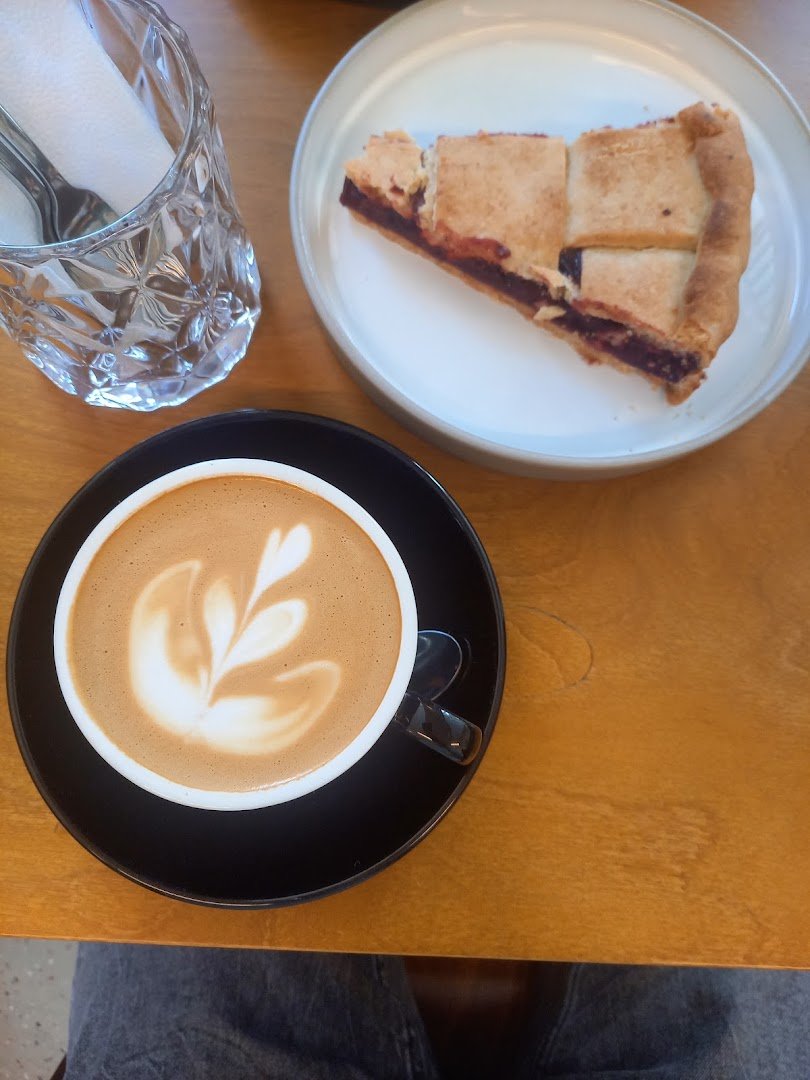 Fam Coffee Family specialty coffee shop in Istanbul - photo 4