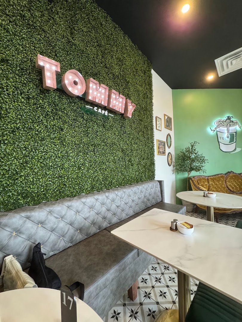 Interior of Tommy Café Laval, specialty coffee shop in Montreal