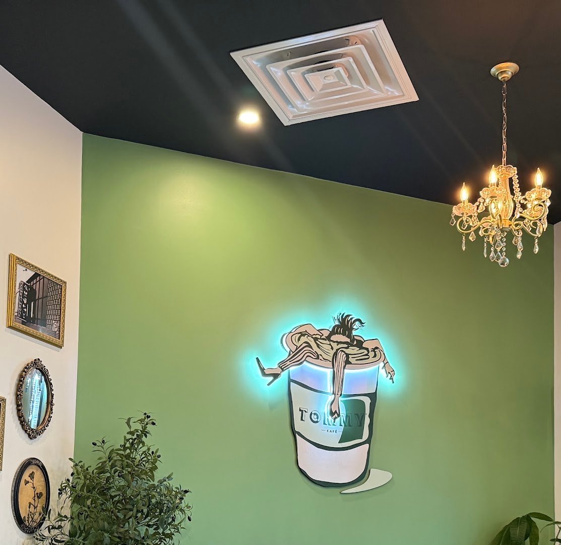 Interior of Tommy Café Laval, specialty coffee shop in Montreal