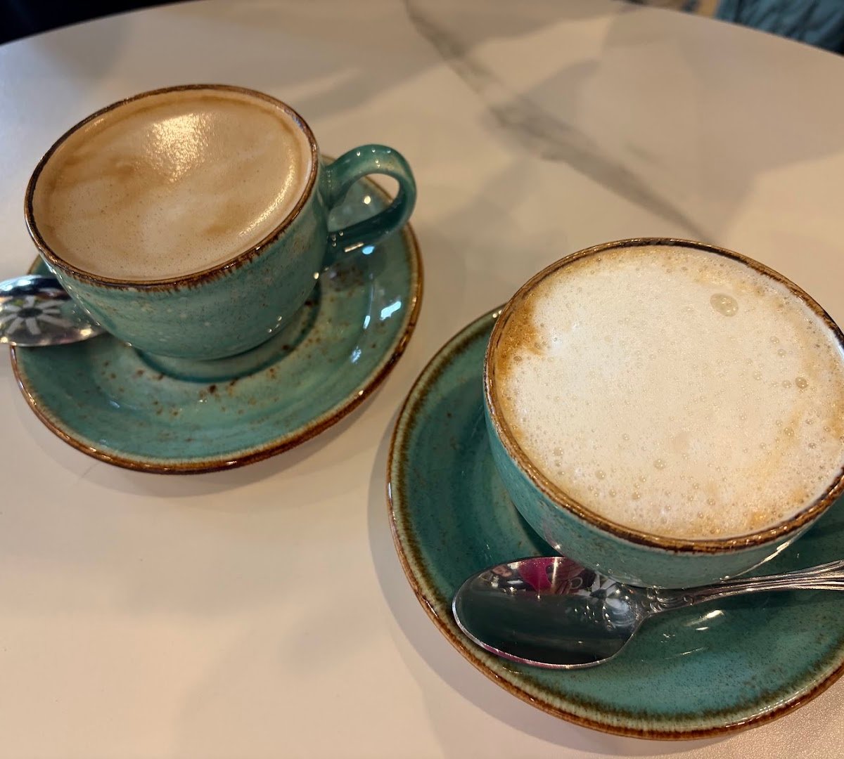 Coffee at Tommy Café Laval, specialty coffee shop in Montreal