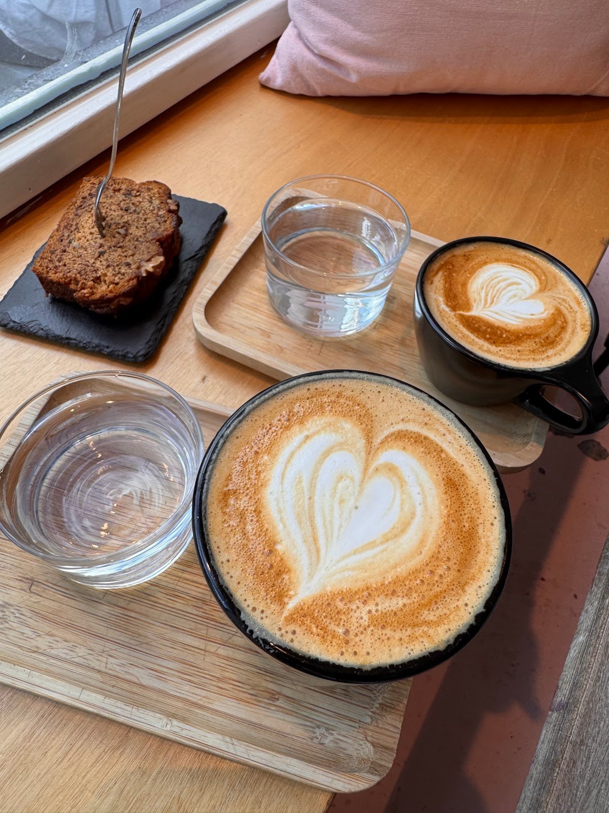 Hummingbird Coffee Amsterdam specialty coffee shop in Amsterdam - photo 4