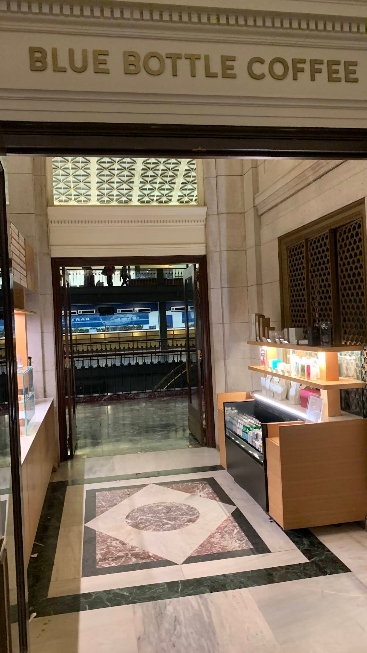 Blue Bottle Coffee specialty coffee shop in Washington, D.C. - photo 11