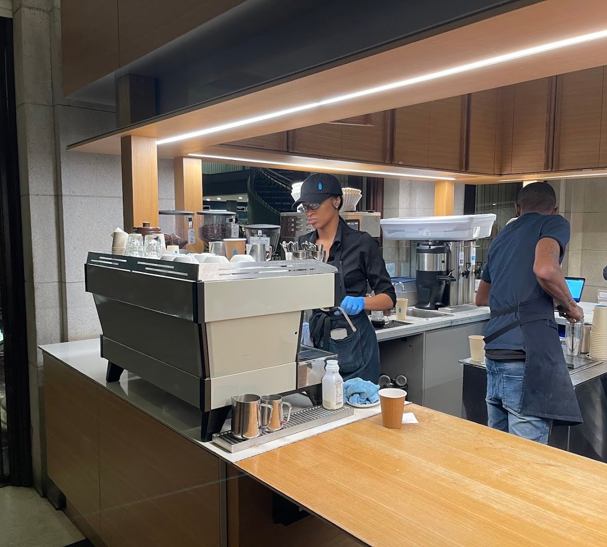 Blue Bottle Coffee specialty coffee shop in Washington, D.C. - photo 14