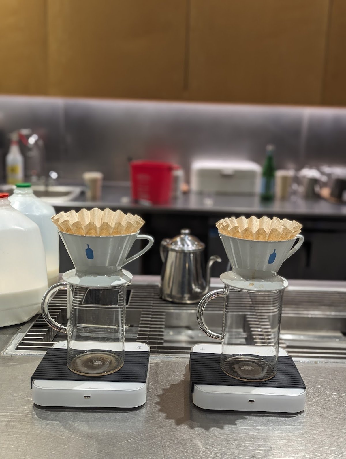 Blue Bottle Coffee specialty coffee shop in Washington, D.C. - photo 2