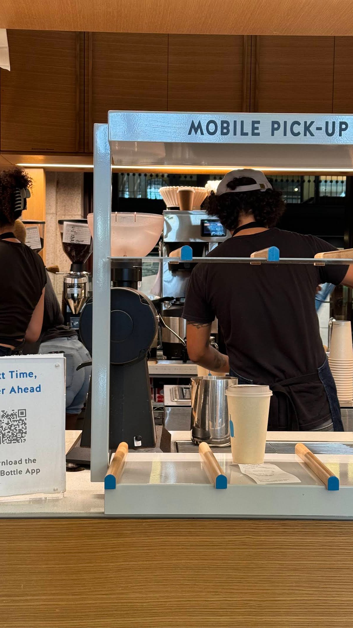 Blue Bottle Coffee specialty coffee shop in Washington, D.C. - photo 6