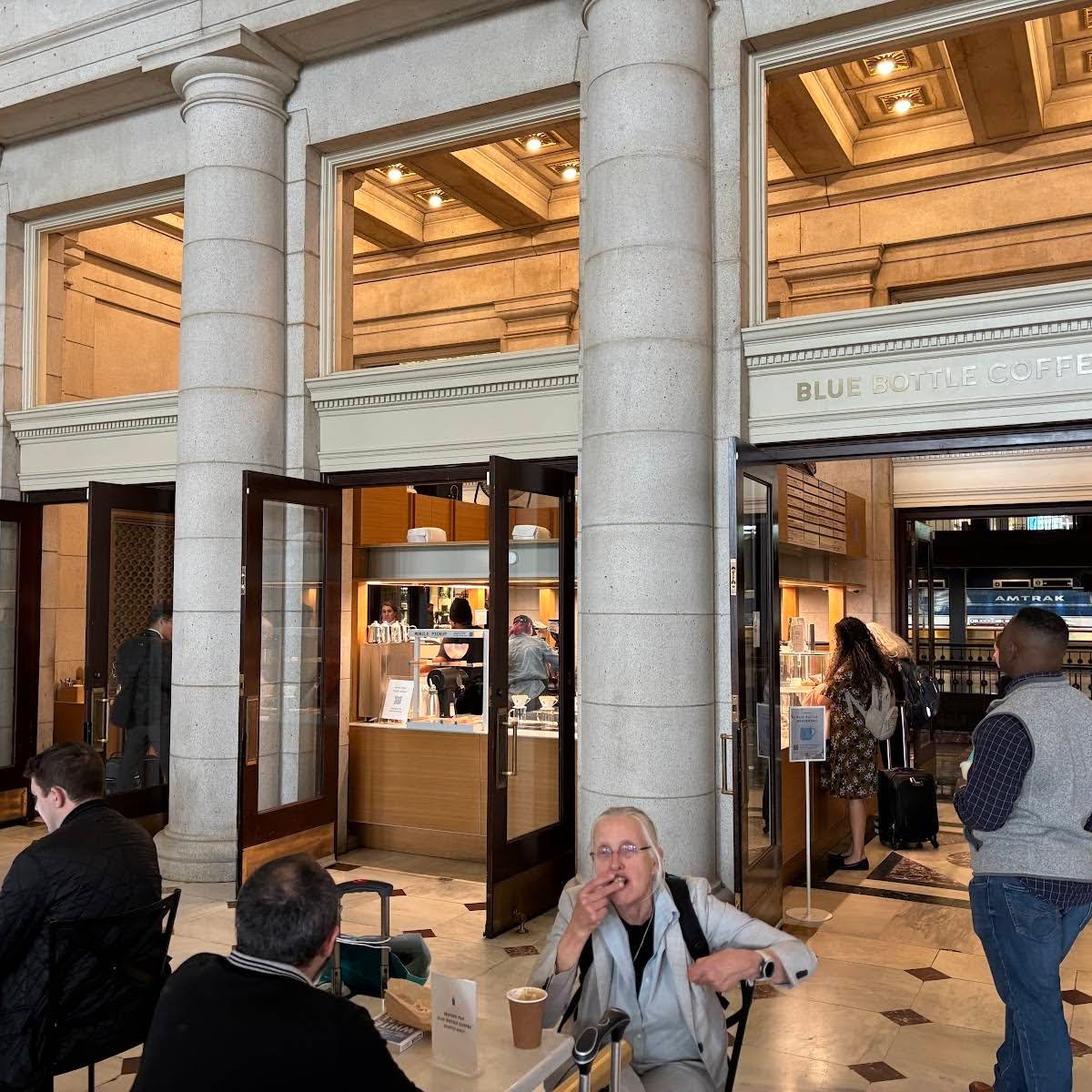 Blue Bottle Coffee specialty coffee shop in Washington, D.C. - photo 7