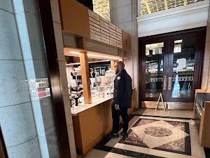 Blue Bottle Coffee specialty coffee shop in Washington, D.C. - photo 8