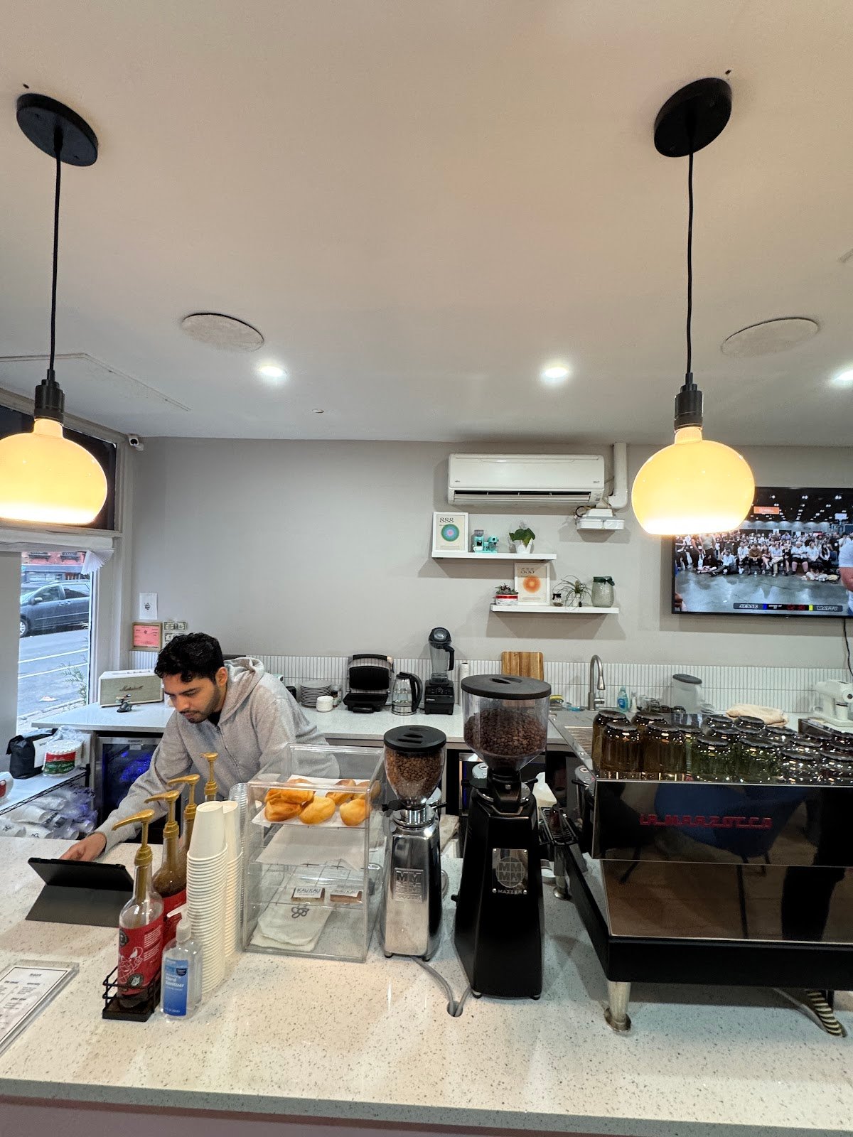 Moon Coffee Lab specialty coffee shop in New York - photo 6