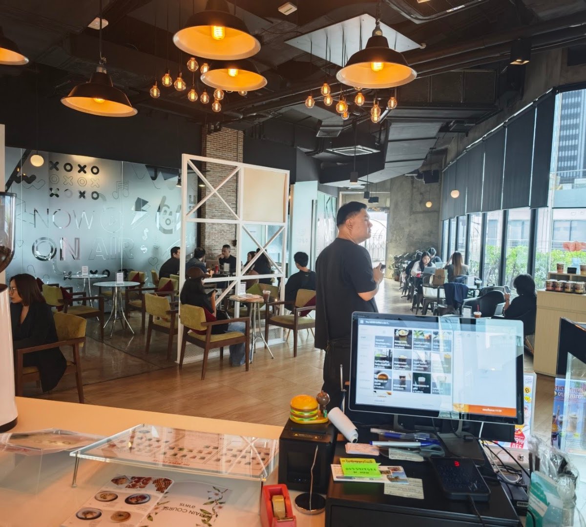 The NEVER Coffee x On The Way Club specialty coffee shop in Bangkok - photo 3